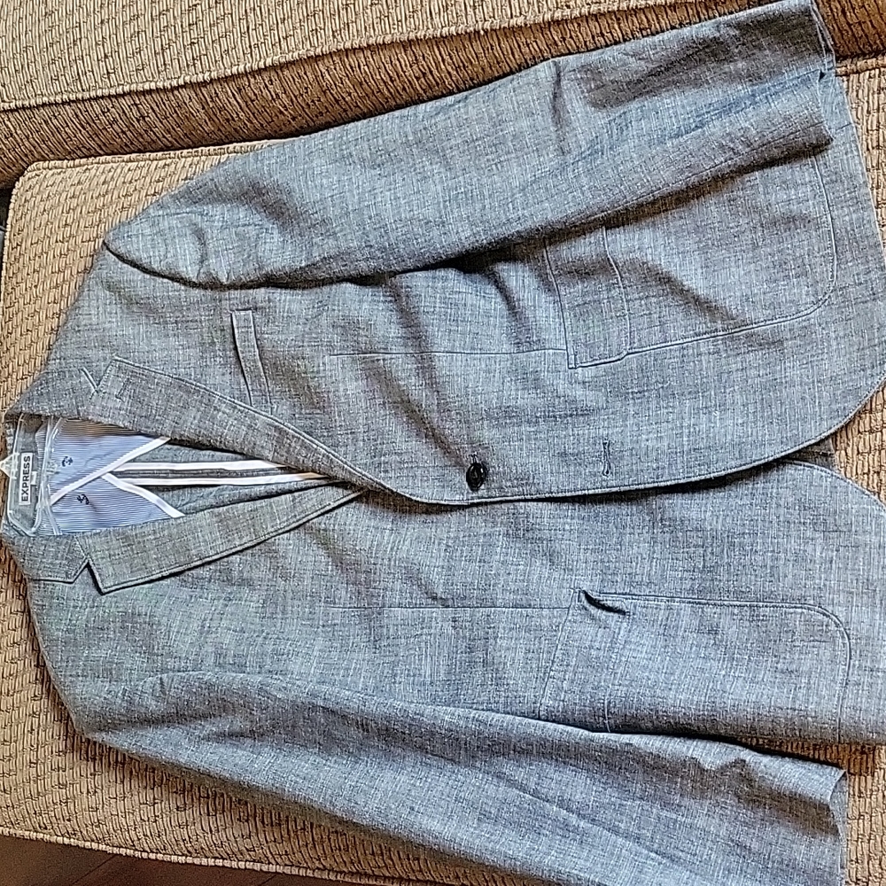 Express grey photographer sportcoat